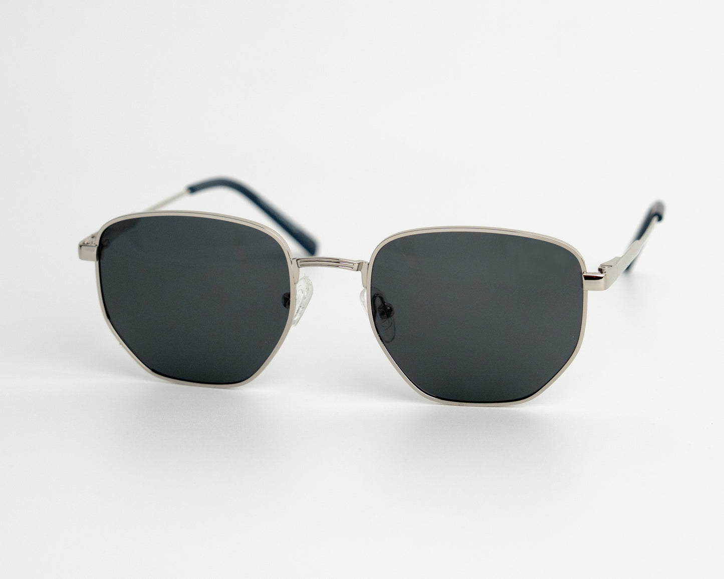The Hexagon Polarized