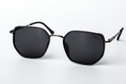 Octagonal Edge Polarized