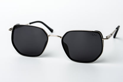 Octagonal Edge Polarized